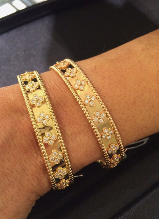 VAN CLEEF GOLD BRACELET