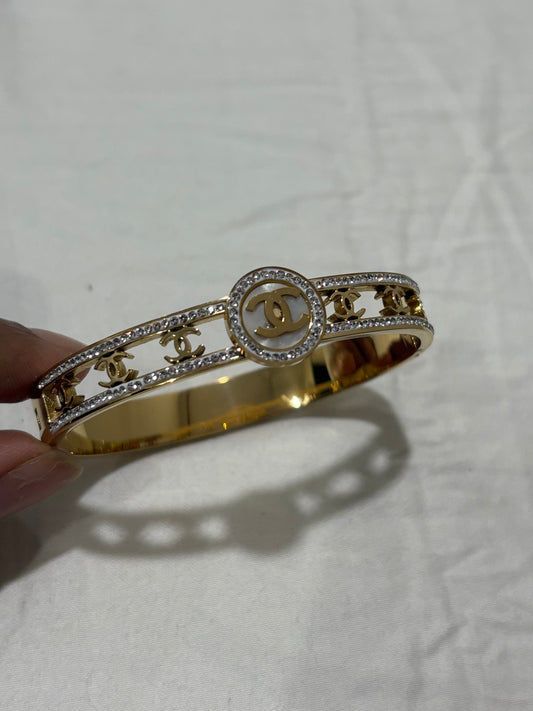 CHANEL GOLD BRACELET