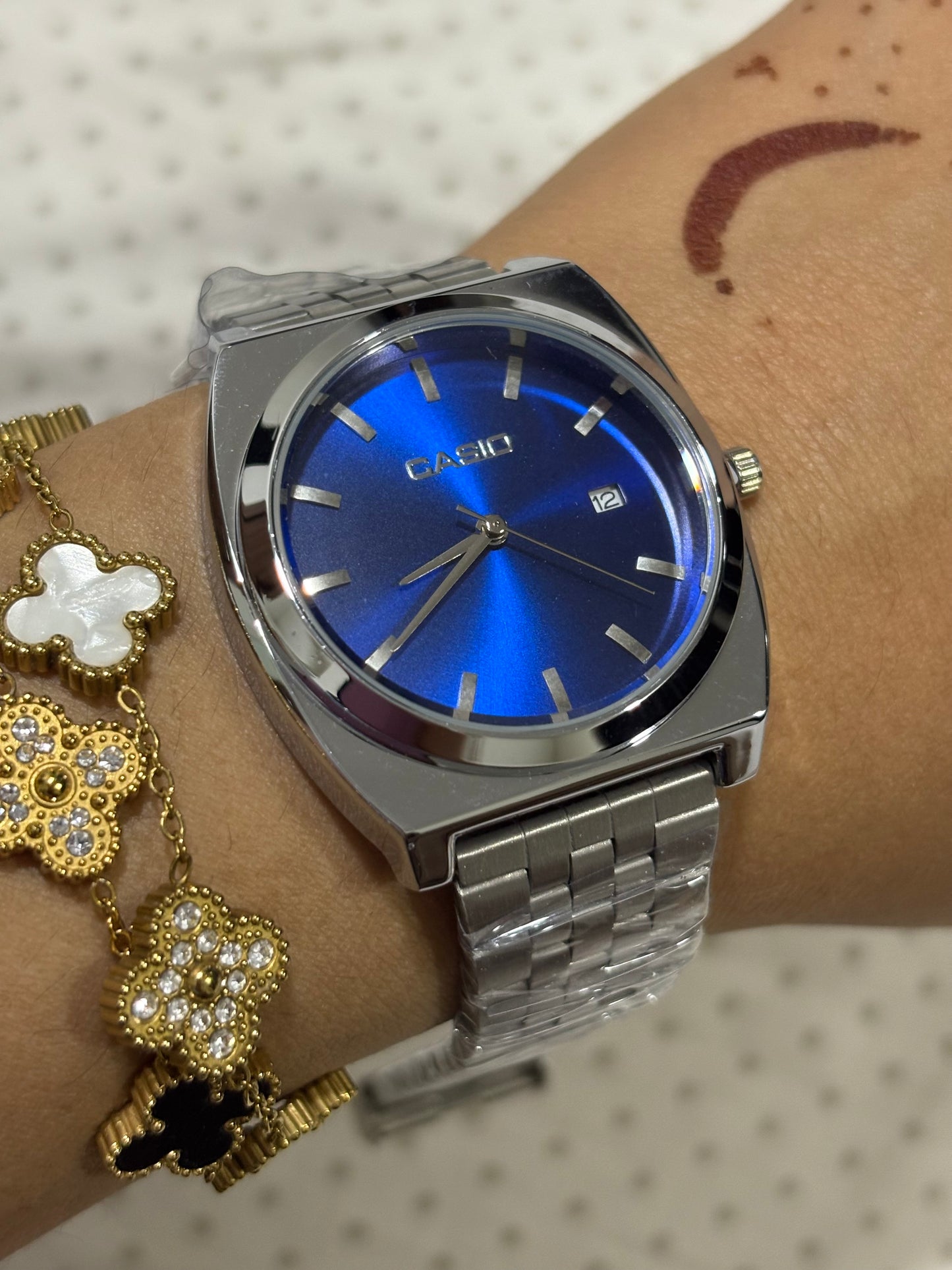 CASIO WIDE BELT WATCH